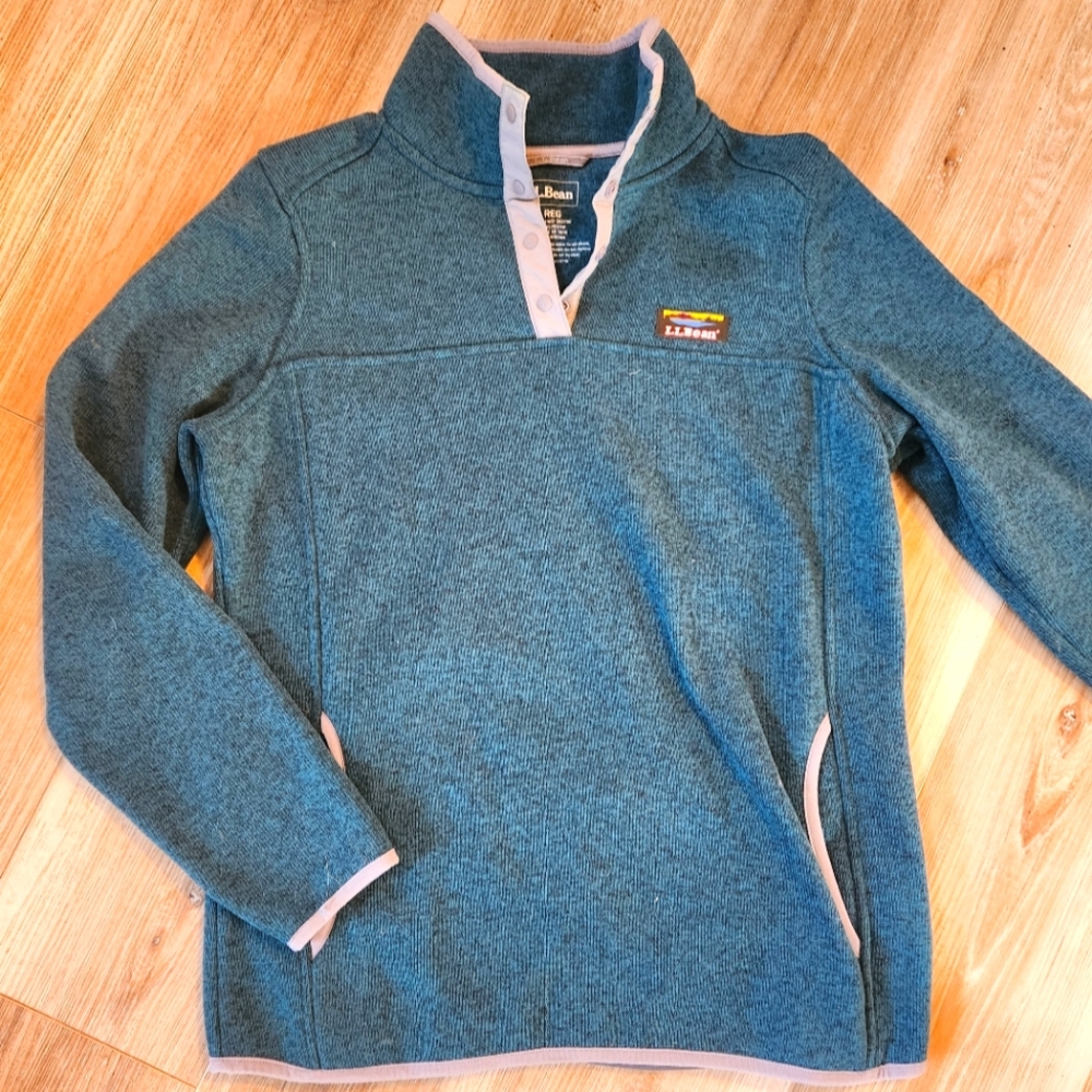 L.L. Bean Teal Pullover Fleece with Light Gray Trim
